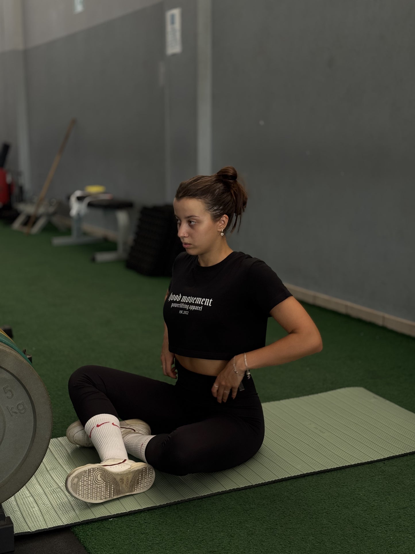 HM "POWERLIFTING APPAREL" - BLACK CROP TOP